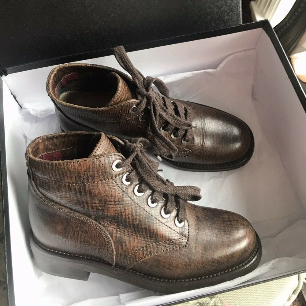 New Auth Chanel Combat Lace Up Ankle Short Boots